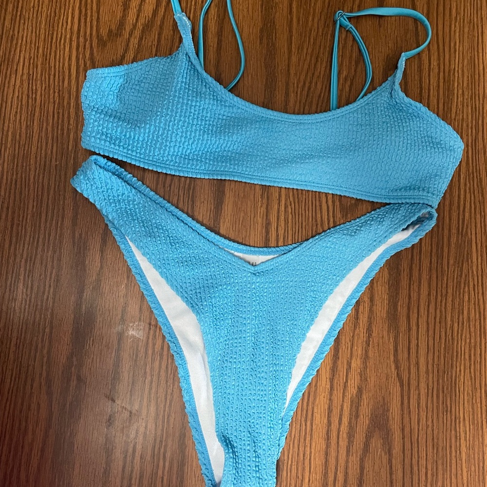 Size large SHEIN bikini!